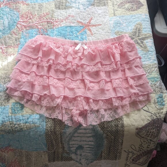 Lace ruffle skort - Picture 1 of 7